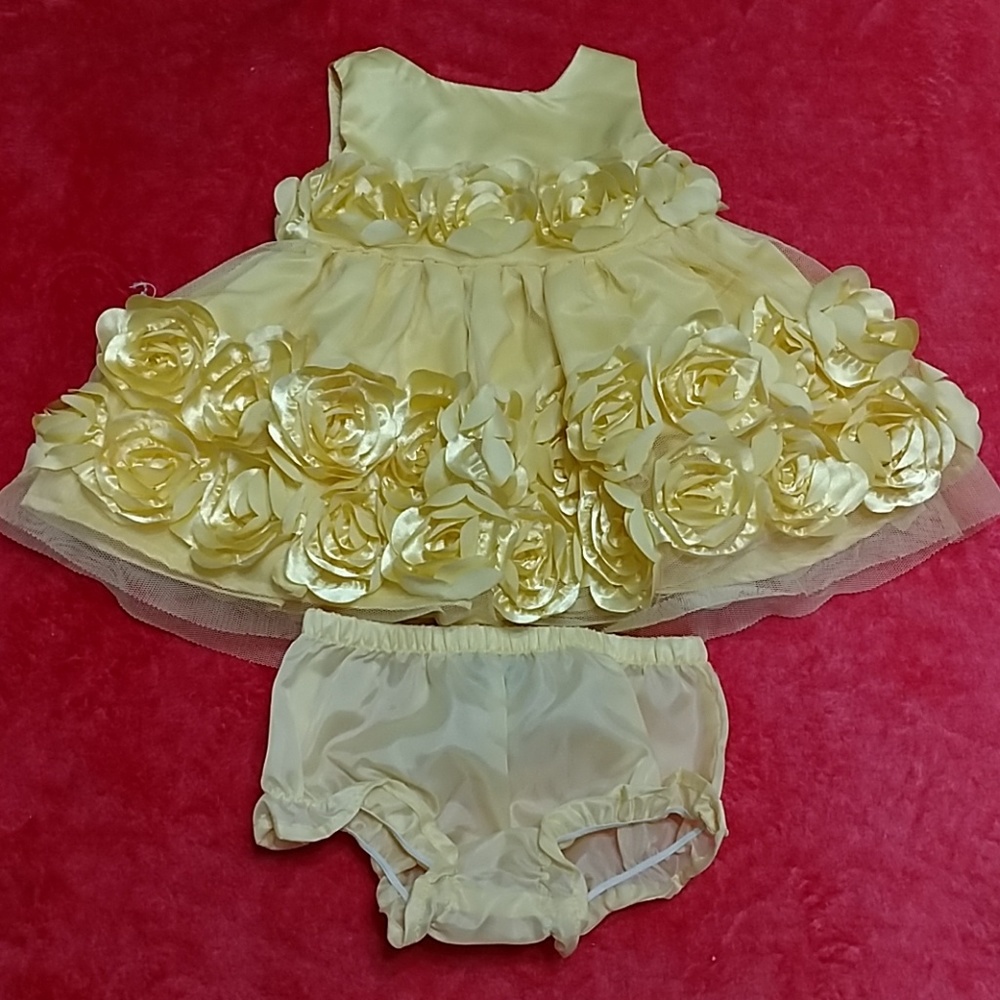 Yellow Sunday dress